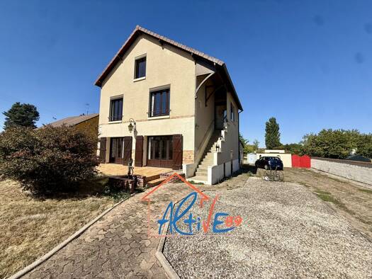 Maison à vendre 183 000 € 6 pièces 4 chambres 179,6 m² 2 288 m² de terrain Gurgy 89250