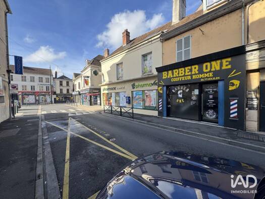 Local commercial à vendre 72 000 € 36 m² de surface de vente Ville Basse-Centre Montereau-Fault-Yonne 77130