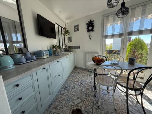 Appartement à vendre 249 500 € 4 pièces 3 chambres 130 m² Étage 7/7 Centre-Marcadieu-Marne Tarbes 65000