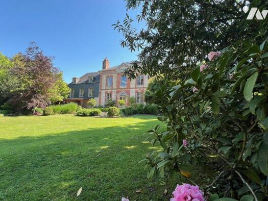 Maison à vendre 729 000 € 5 chambres 281 m² 3 332 m² de terrain Orbec 14290