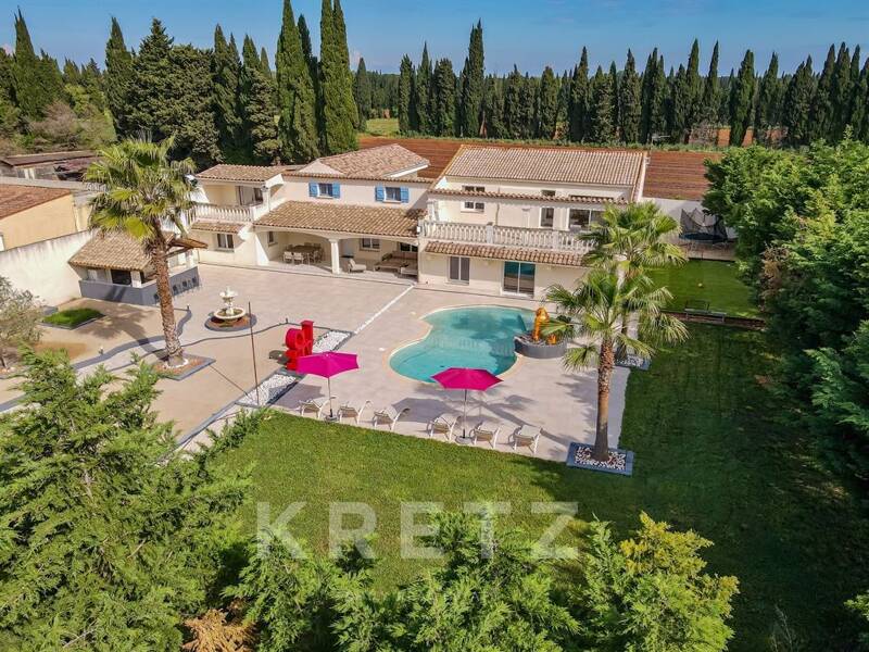 Maison à vendre, 402m², NIMES