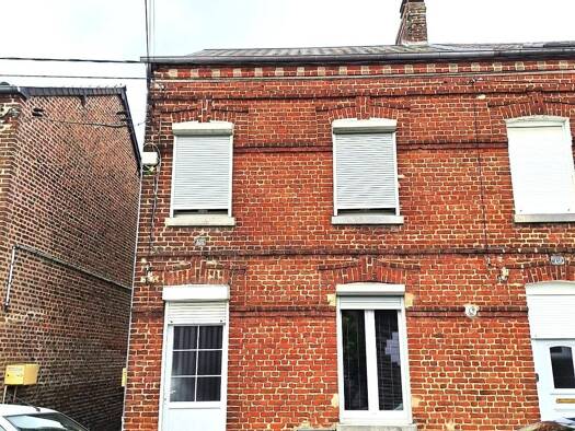 Maison à vendre 55 680 € 5 pièces 3 chambres Hirson 02500