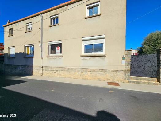 Immeuble à vendre 146 000 € 88 m² Ouest Prades 66500