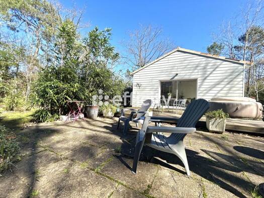 Maison de ville à vendre 295 000 € 3 pièces 2 chambres 74 m² 3 161 m² de terrain Notre-Dame-de-Riez 85270