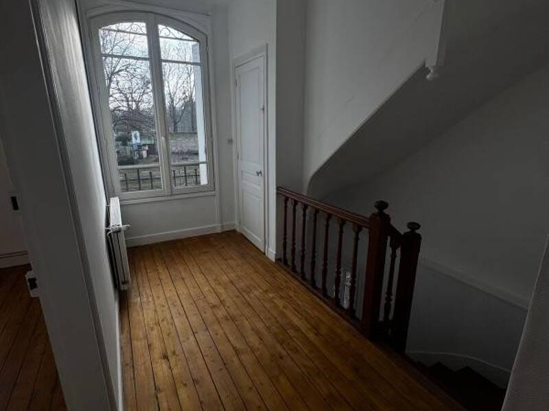 Maison à louer, 137m², COMPIEGNE