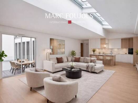 Appartement à vendre - Première occupation 2 090 000 € 3 pièces 2 chambres 115,4 m² Étage 2/3 Saint Philippe du Roule Paris 8ème arrondissement 75008