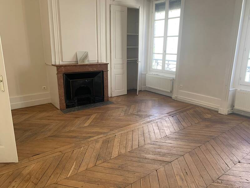 Maison à louer, 93m², LYON 3E