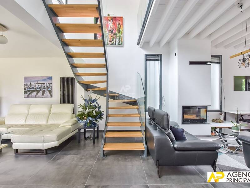 Maison à vendre, 165m², LE MESNIL LE ROI