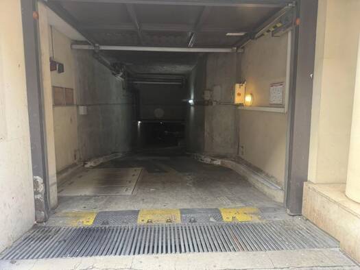 Parking à vendre 33 900 € 13 m² Trudaine-Maubeuge Paris 9ème arrondissement 75009