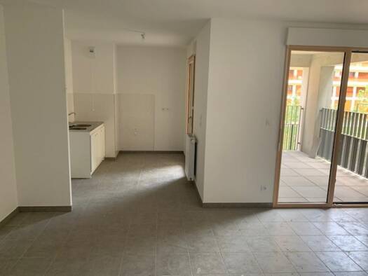 Appartement à louer 1 112 € 3 pièces 2 chambres 62 m² 7ème étage Girondins Lyon 7ème arrondissement 69007