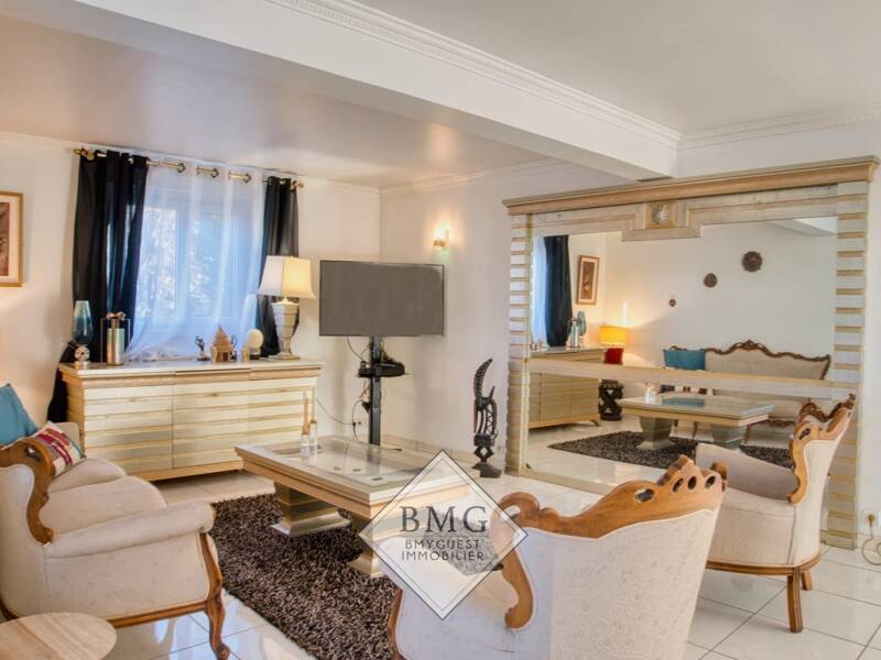 Maison à louer, 165m², LESIGNY