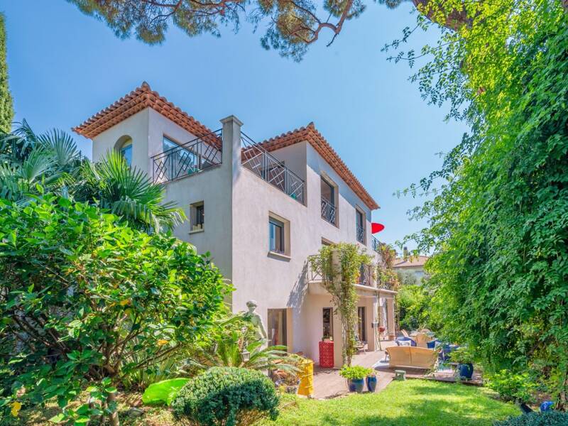 Maison à vendre, 373m², TOULON