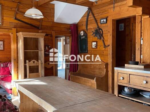 Chalet à vendre 750 000 € 5 pièces 4 chambres 96,5 m² 200 m² de terrain Les Deux Alpes 38860