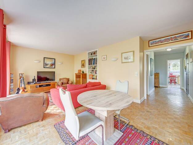 Appartement à vendre 359 000 € 4 pièces 2 chambres 83 m² Étage 1/3 Mareil-Marly 78750