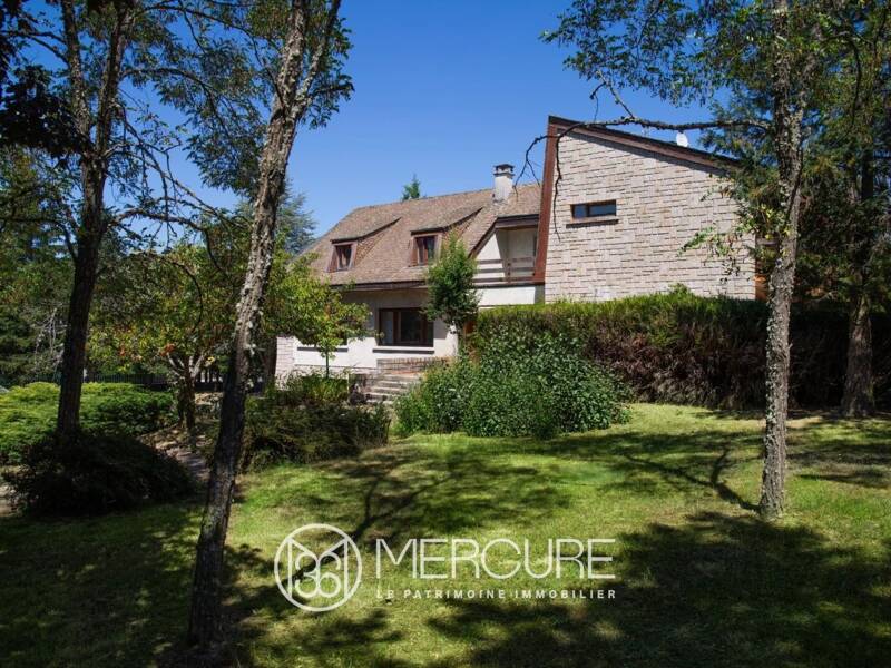 Maison à vendre, 270m², LE MALZIEU VILLE