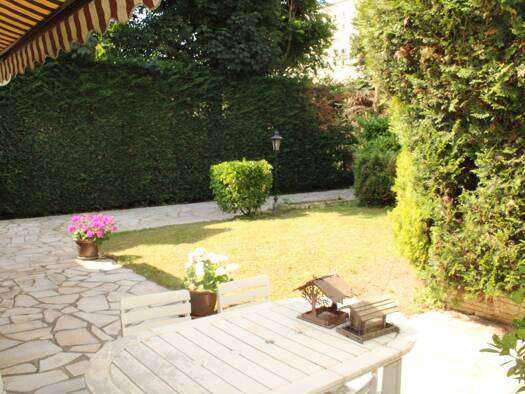 Maison à vendre 1 150 000 € 7 pièces 1 chambre 232 m² 246 m² de terrain Gabriel Péri-Estienne d'Orves Colombes 92700