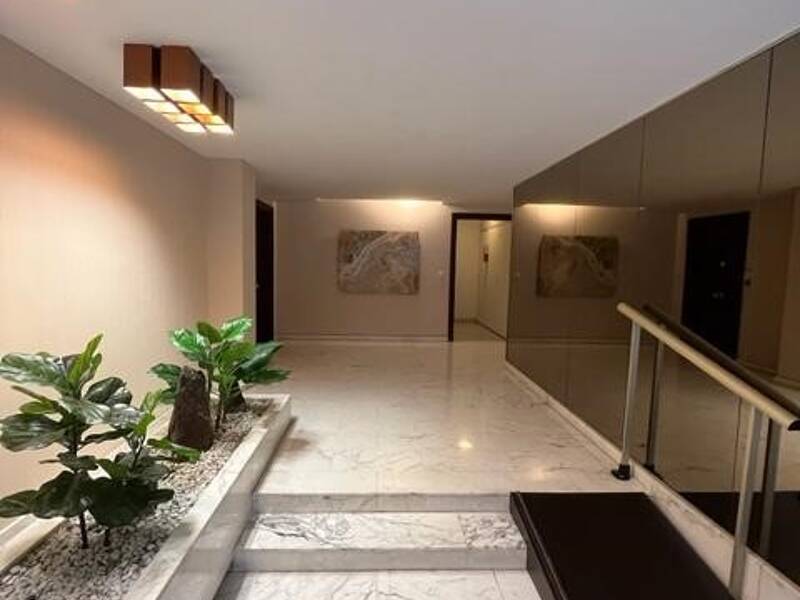 Maison à louer, 81m², NICE