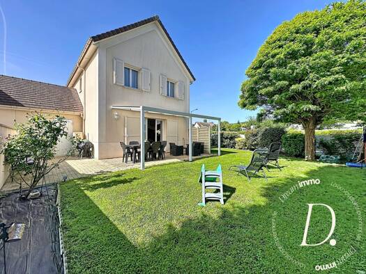 Maison à vendre 225 000 € 4 pièces 3 chambres 85 m² 352 m² de terrain Gasny 27620