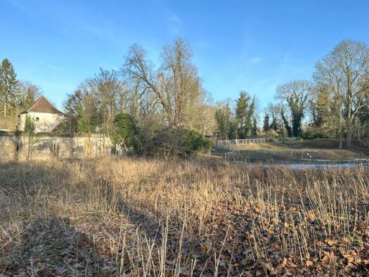 Château à vendre 3 644 000 € 20 pièces 400 m² 140 000 m² de terrain Gouvernes 77400