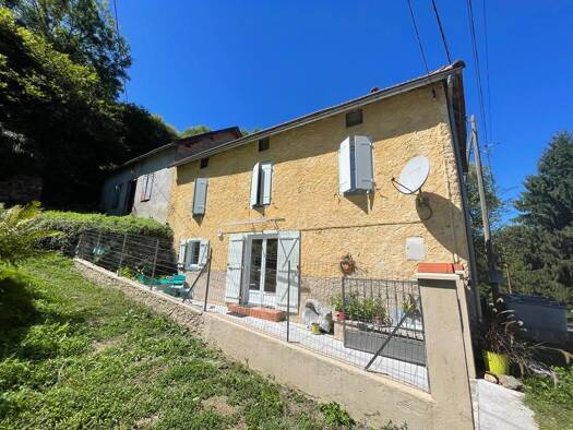 Maison à vendre 135 000 € 3 pièces 2 chambres 81 m² 387 m² de terrain Lacourt 09200