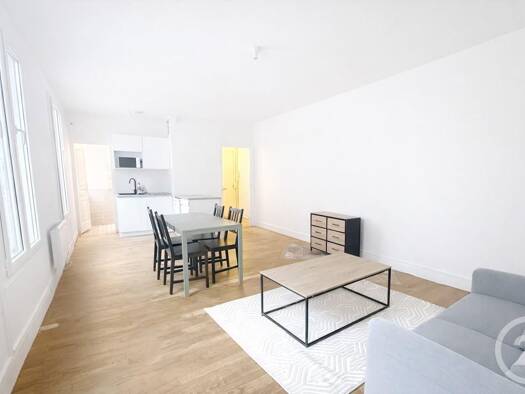 Appartement à louer 870 € 2 pièces 1 chambre 43,4 m² 1er étage La Courneuve 93120