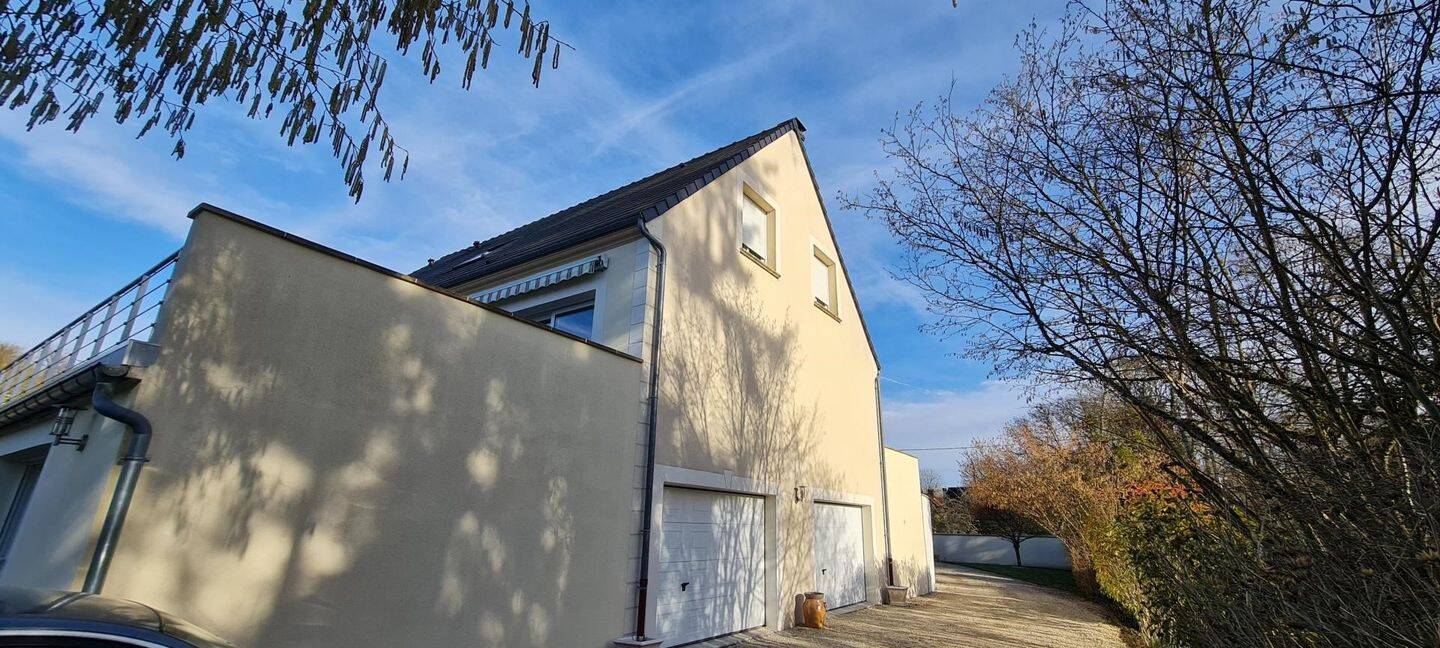 Maison à vendre, 196m², MONTIGNY LES MONTS