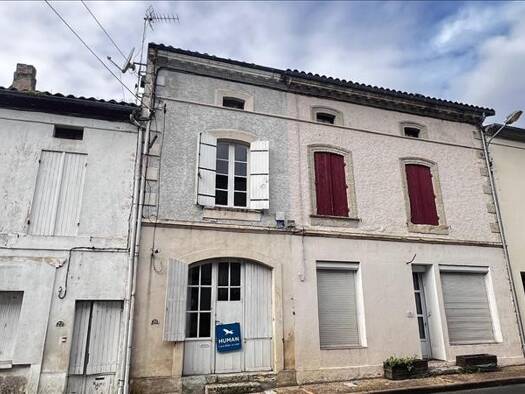 Maison à vendre 54 096 € 5 pièces 2 chambres 75 m² 381 m² de terrain Monbahus 47290