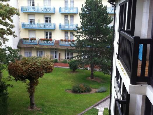 Appartement à vendre - Première occupation 360 000 € 2 pièces 1 chambre 55 m² Étage 3/4 Deauville 14800