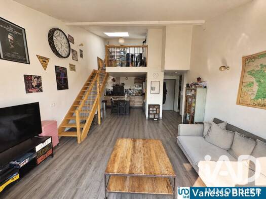 Duplex à vendre 280 000 € 3 pièces 2 chambres 81 m² Étage 3/3 Pavillons Sud Chilly-Mazarin 91380