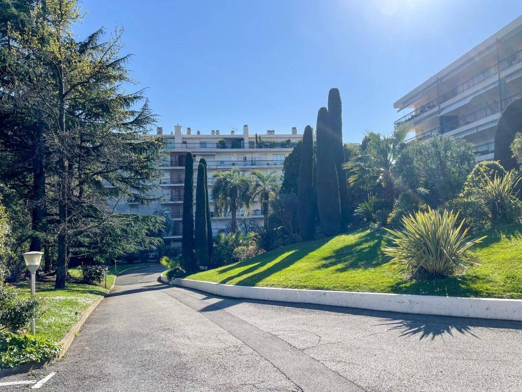 Maison à louer, 81m², CANNES