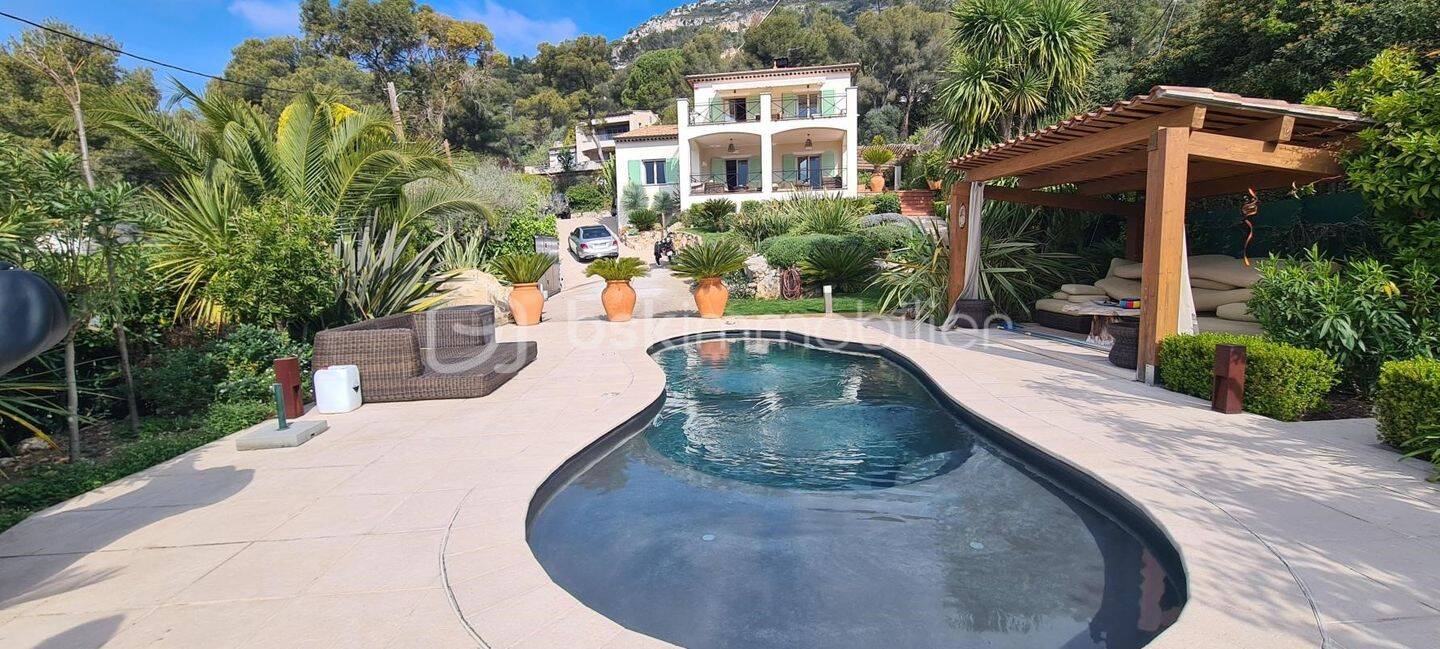 Maison à vendre, 242m², LA TURBIE
