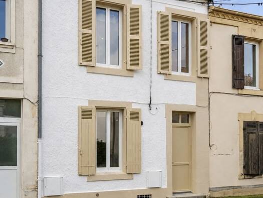 Maison de ville à vendre 253 000 € 4 pièces 3 chambres 118 m² Centre Ville Mont-de-Marsan 40000