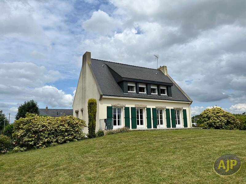 Maison à louer, 120m², PLUMELEC