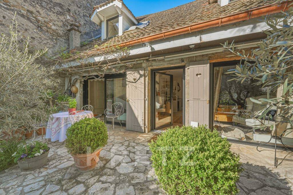 Maison à vendre, 520m², VEIGY FONCENEX