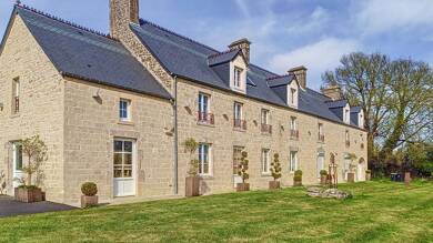 Maison à vendre 780 000 € 18 pièces 7 chambres 620 m² 24 691 m² de terrain Yvetot Bocage 50700