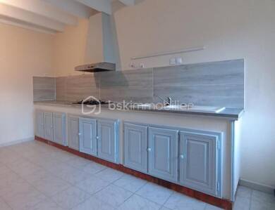 Maison à vendre 146 000 € 4 pièces 2 chambres 125 m² 281 m² de terrain Vouvray-sur-Loir 72500