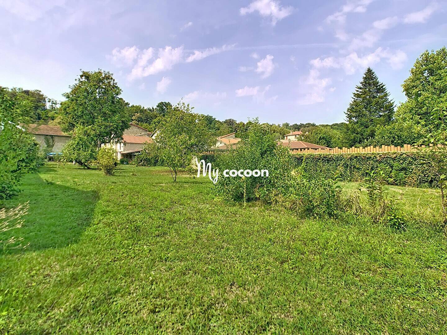 Maison à vendre, 205m², NEUVILLE SUR AIN