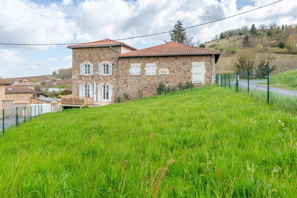 Maison à vendre, 190m², VAUX EN BEAUJOLAIS