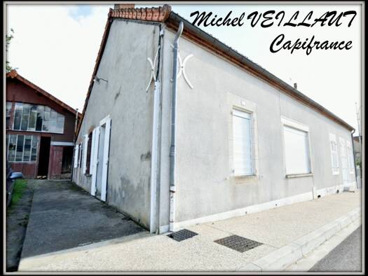 Maison à vendre 72 000 € 8 pièces 5 chambres 95 m² 1 291 m² de terrain Lucenay-Lès-Aix 58380