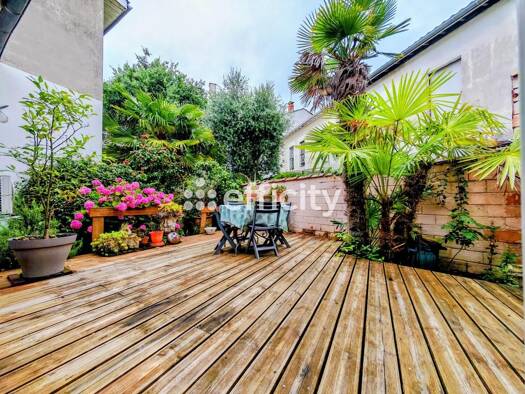 Maison de ville à vendre 490 000 € 7 pièces 5 chambres 145 m² 150 m² de terrain Marceau-Tivoli Le Bouscat 33110