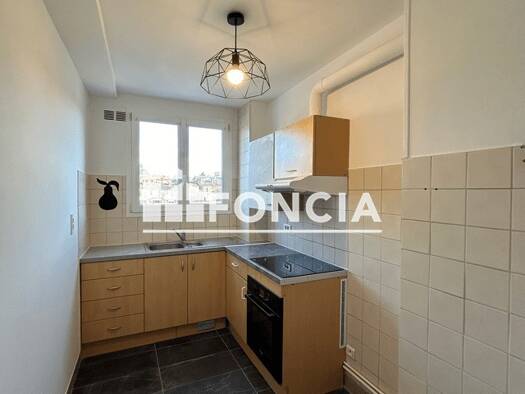 Appartement à vendre 54 000 € 2 pièces 1 chambre 42,4 m² Étage 2/3 Granges Moulues Est Charleville-Mézières 08000