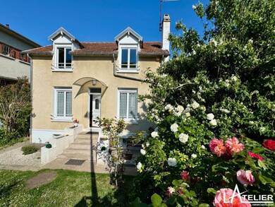 Maison à vendre 740 000 € 6 pièces 4 chambres 143 m² 395 m² de terrain Grandes Terres Marly-le-Roi 78160