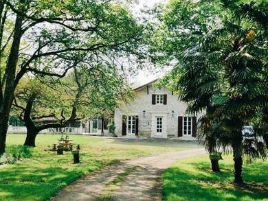 Maison à vendre 629 000 € 5 pièces 4 chambres 328 m² 47 074 m² de terrain Aurice 40500