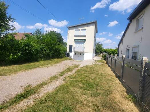 Maison à vendre 180 000 € 5 pièces 3 chambres 107 m² 902 m² de terrain Bas Clos-Nord Est Saint-André-les-Vergers 10120