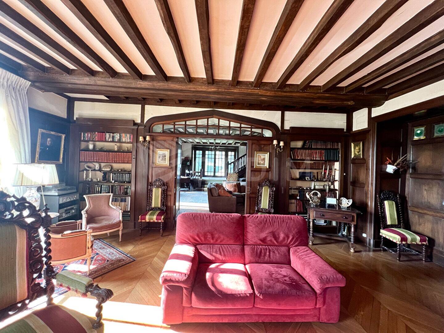 Maison à vendre, 575m², NOGENT SUR VERNISSON