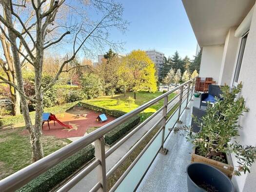 Appartement à vendre 210 000 € 5 pièces 3 chambres 93 m² Étage 3/7 Rue de Gravigny Chilly-Mazarin 91380