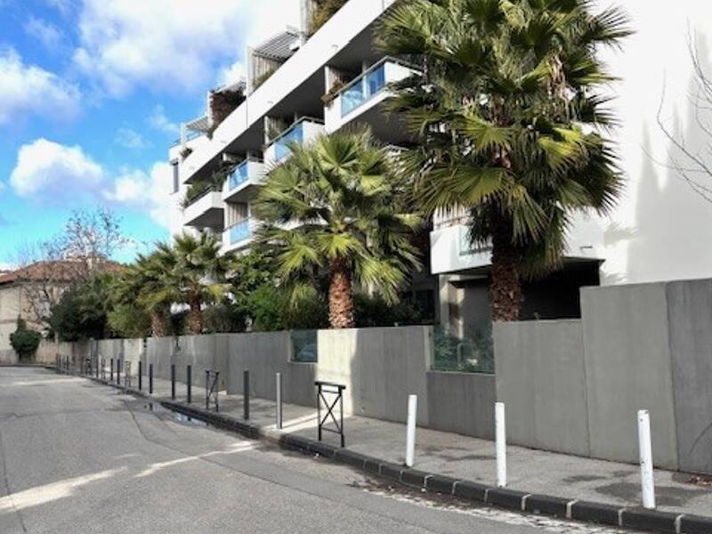 Maison à louer, 80m², MARSEILLE 8E