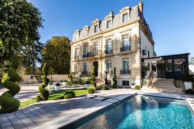 Hôtel particulier à vendre 2 650 000 € 20 pièces 9 chambres 677 m² Docteur Lavalle Dijon 21000