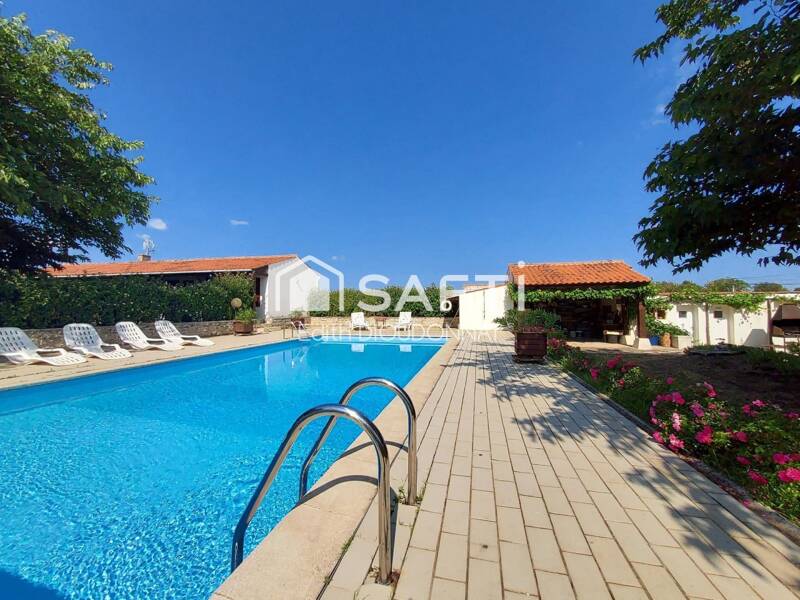 Maison à vendre, 225m², SAINT VINCENT SUR GRAON