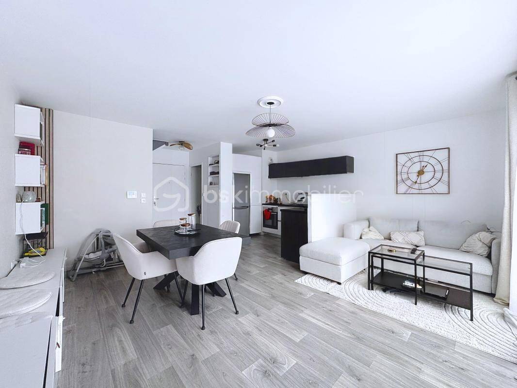 Maison à vendre, 70m², THIVERVAL GRIGNON